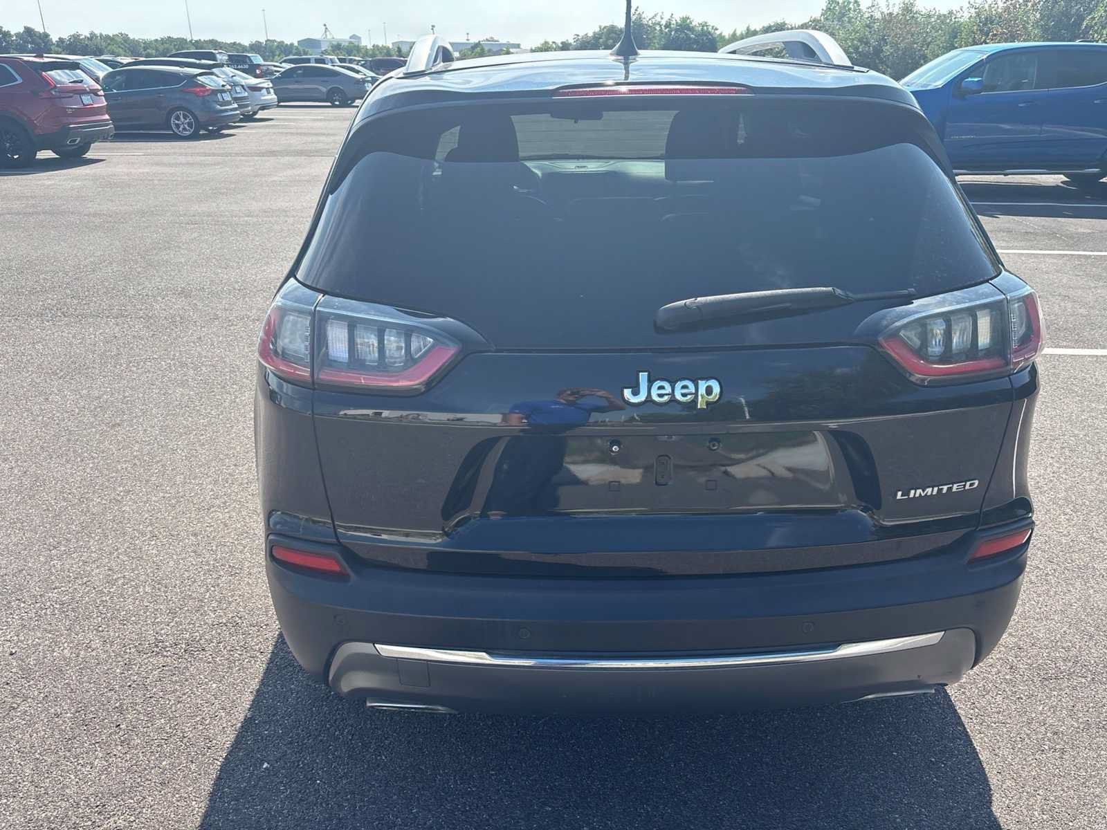 Used 2019 Jeep Cherokee Limited FWD image 4