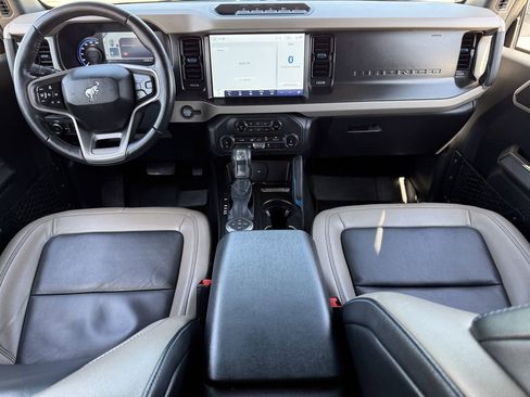 Certified 2022 Ford Bronco Wildtrak image 9