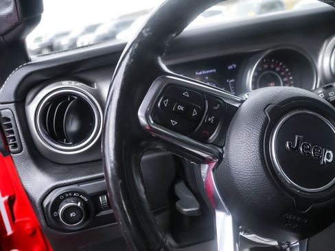 Used 2020 Jeep Wrangler Unlimited Sahara w/ Uconnect 4C Nav & Sound Group image 20