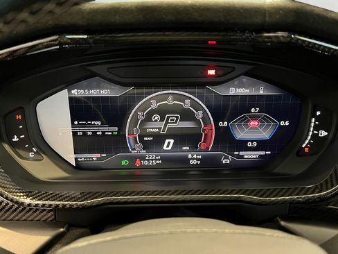 Used 2024 Lamborghini Urus Performante image 27