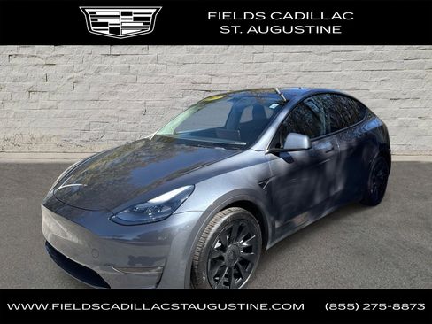 Used 2023 Tesla Model Y Long Range image 1