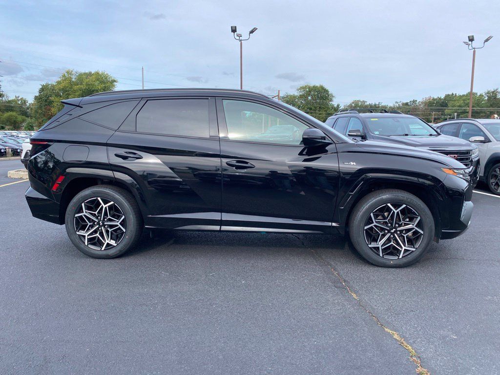 Certified 2023 Hyundai Tucson N Line AWD/4WD image 2