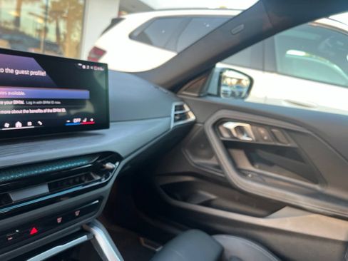 Used 2025 BMW 230i Coupe w/ M Sport Package RWD image 12