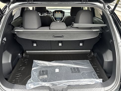 Used 2025 Subaru Crosstrek 2.0i Premium image 37