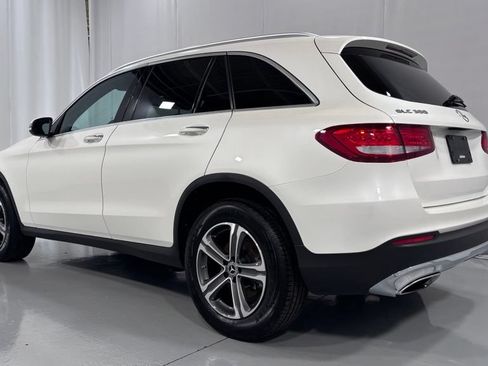 Used 2017 Mercedes-Benz GLC 300 4MATIC image 8