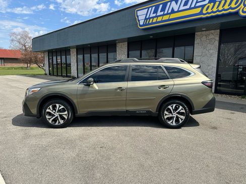Used 2022 Subaru Outback Limited image 4