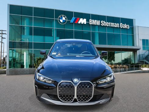 Used 2023 BMW i4 eDrive35 RWD image 2
