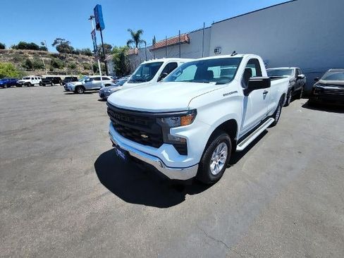 Used 2025 Chevrolet Silverado 1500 W/T RWD image 4