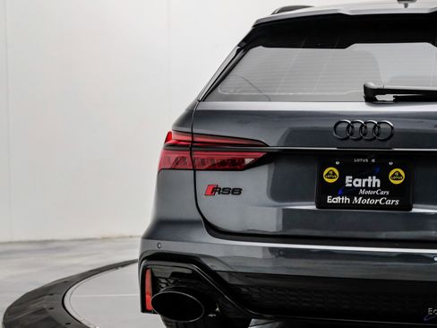 Used 2023 Audi RS 6 w/ Black Optic Package AWD/4WD image 12