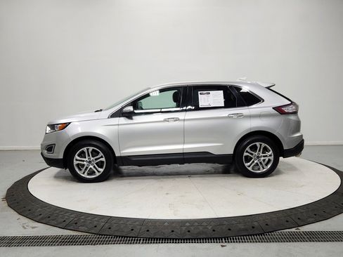 Used 2018 Ford Edge Titanium image 4