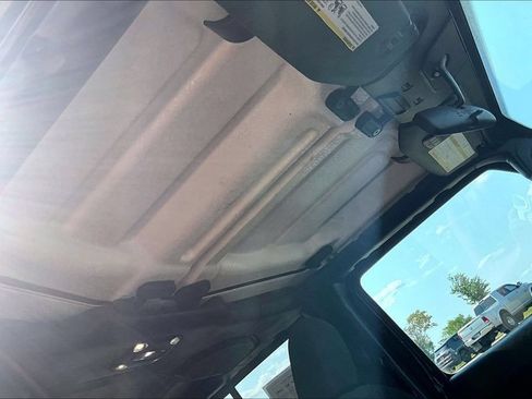 Used 2019 Jeep Wrangler Unlimited Sahara AWD/4WD image 21