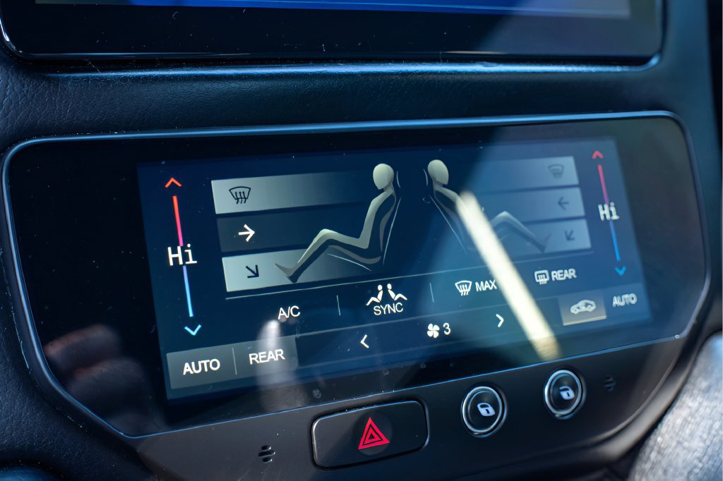 Used 2013 Maserati GranTurismo MC RWD image 26