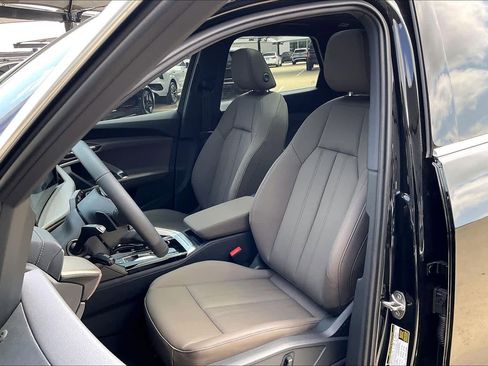 New 2026 Audi Q5 Premium Plus AWD/4WD image 9