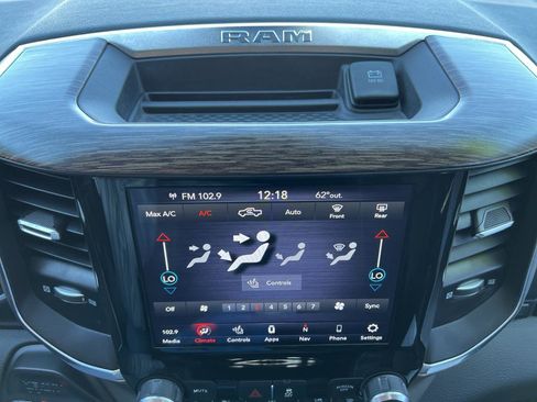 Used 2021 RAM 3500 Laramie image 38