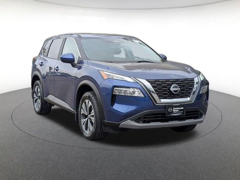 Used 2023 Nissan Rogue SV AWD/4WD image 3
