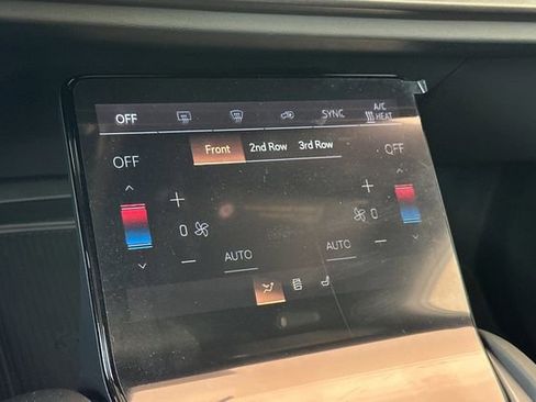 New 2026 Cadillac Vistiq Luxury w/ LPO, Floor Liner Package image 20