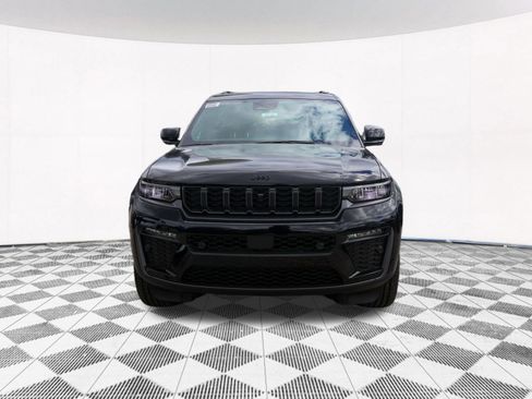 New 2026 Jeep Grand Cherokee L Limited AWD/4WD image 10