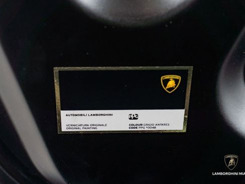 Used 2006 Lamborghini Murcielago Roadster image 9