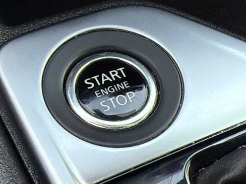 Used 2025 Nissan Sentra SV FWD image 20