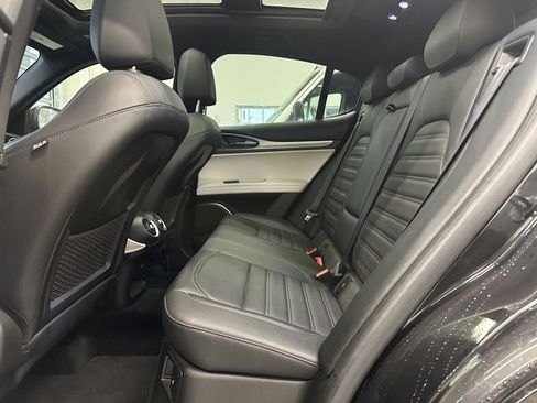 Used 2021 Alfa Romeo Stelvio Ti Sport image 12