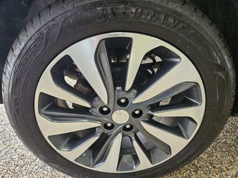 Used 2021 Buick Encore Preferred w/ Safety Package AWD/4WD image 32
