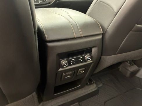 Used 2020 Chevrolet Traverse Premier w/ Redline Edition image 19