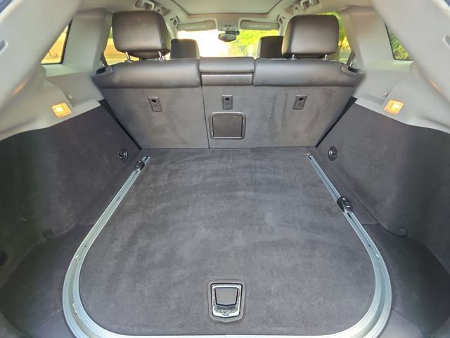 Used 2015 Cadillac SRX Luxury w/ Driver Awareness Package FWD image 27