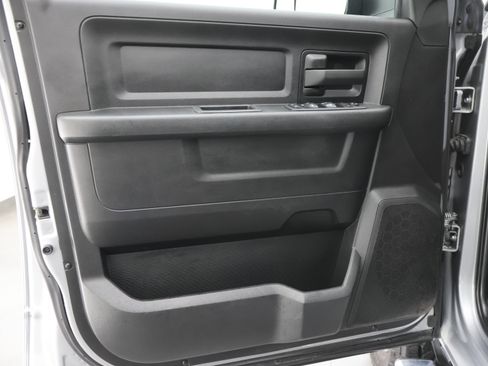 Used 2022 RAM 2500 Tradesman AWD/4WD image 38