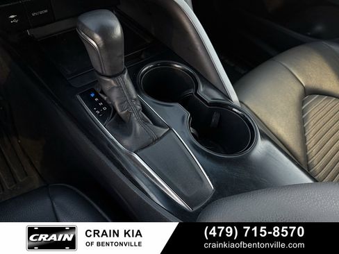 Used 2019 Toyota Camry SE image 19