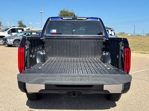 Used 2022 Toyota Tundra SR5 image 7