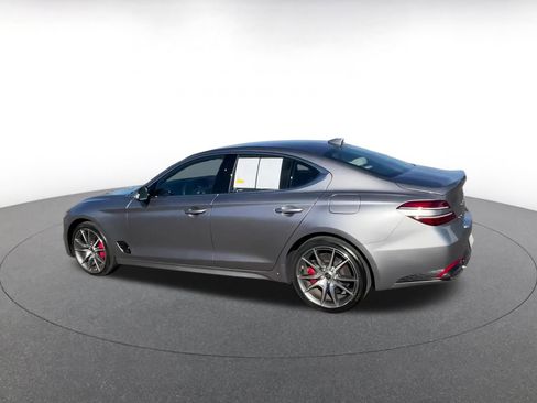Used 2025 Genesis G70 2.5T image 10