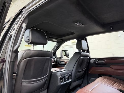 Used 2024 GMC Sierra 3500 Denali Ultimate AWD/4WD image 23