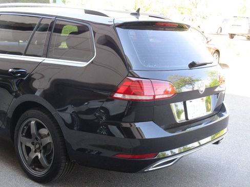 Used 2018 Volkswagen Golf SEL FWD image 49