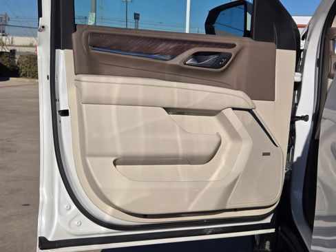 Certified 2024 GMC Yukon XL Denali w/ Max Trailering Package image 11