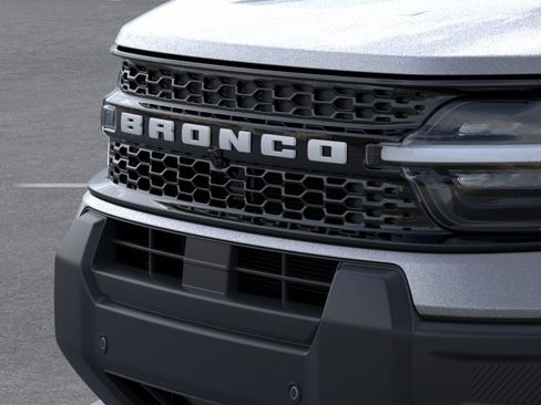 New 2025 Ford Bronco Sport Outer Banks w/ Outer Banks Tech Package+ AWD/4WD image 39