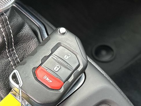 Used 2024 Jeep Wrangler Sport AWD/4WD image 26