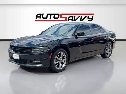 Used 2021 Dodge Charger SXT w/ Driver Convenience Group AWD/4WD image 3