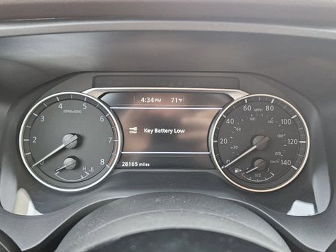 Used 2023 Nissan Rogue SV image 14