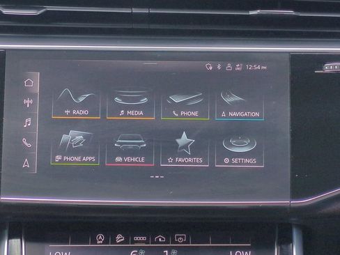 Used 2021 Audi Q8 Premium Plus w/ Premium Plus Package AWD/4WD image 14