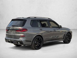 New 2026 BMW X7 xDrive40i w/ M Sport Package video 2