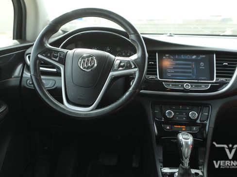 Used 2020 Buick Encore Preferred image 8