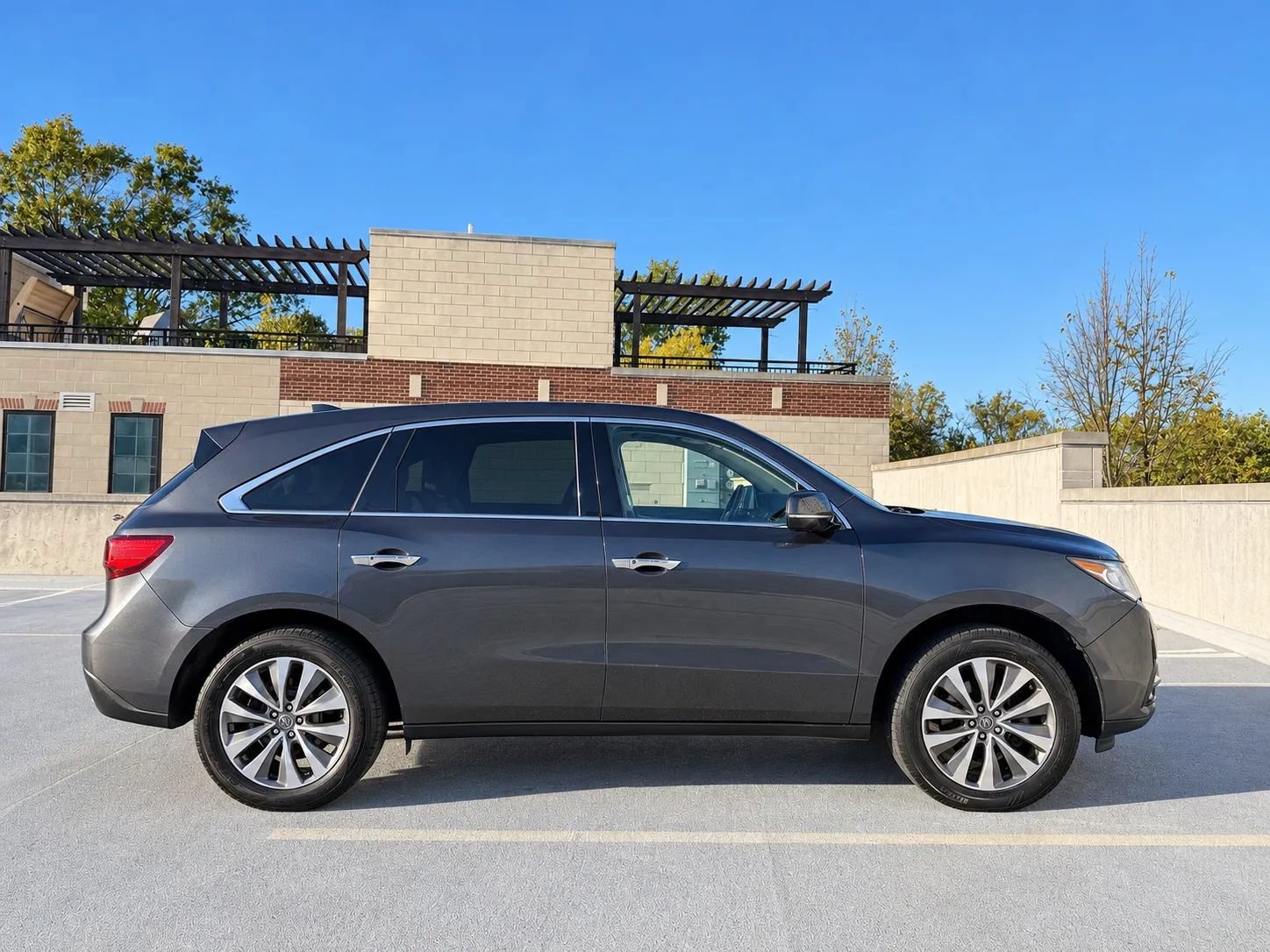 Used 2014 Acura MDX w/ Technology Package AWD/4WD image 6
