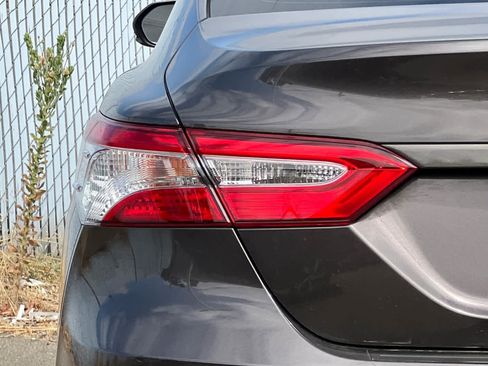 Used 2019 Toyota Camry LE w/ Audio Package FWD image 23
