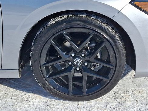 Used 2023 Honda Civic Sport image 8