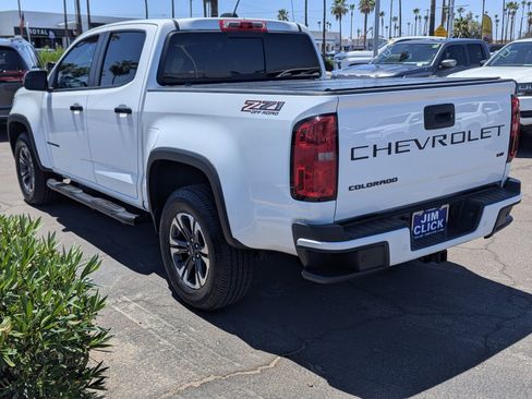 Used 2022 Chevrolet Colorado Z71 AWD/4WD image 4