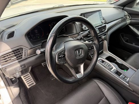 Used 2020 Honda Accord Sport image 14