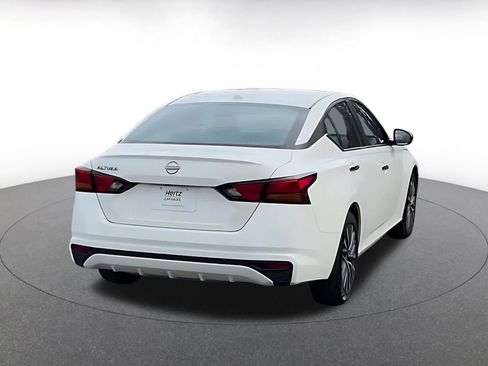 Used 2025 Nissan Altima 2.5 SV image 12