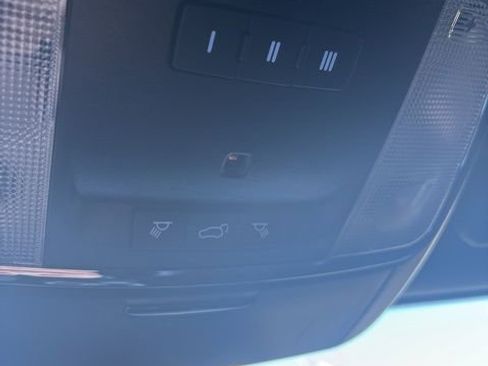 Used 2020 Jeep Grand Cherokee Altitude image 24