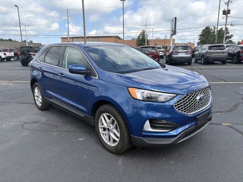 Used 2024 Ford Edge SEL AWD/4WD image 2