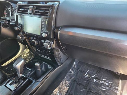 Used 2022 Toyota 4Runner TRD Off-Road Premium w/ Moonroof Package image 18